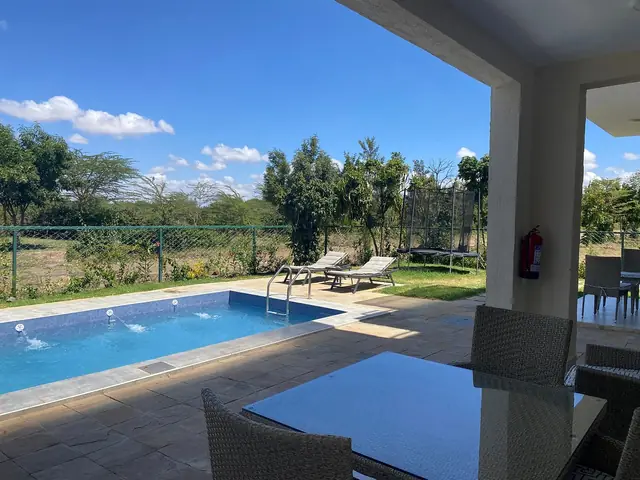Swimming pool at OSOTUA Villa 18